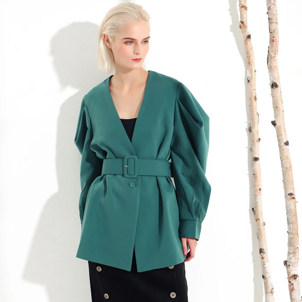 European Style Deep V-neck Vintage Solid Color Bat-wing Sleeves All Matching Autumn Jacket With Belt Black FS0716
European Style Deep V-neck Vintage Solid Color Bat-wing Sleeves All Matching Autumn Jacket With Belt Black FS0716