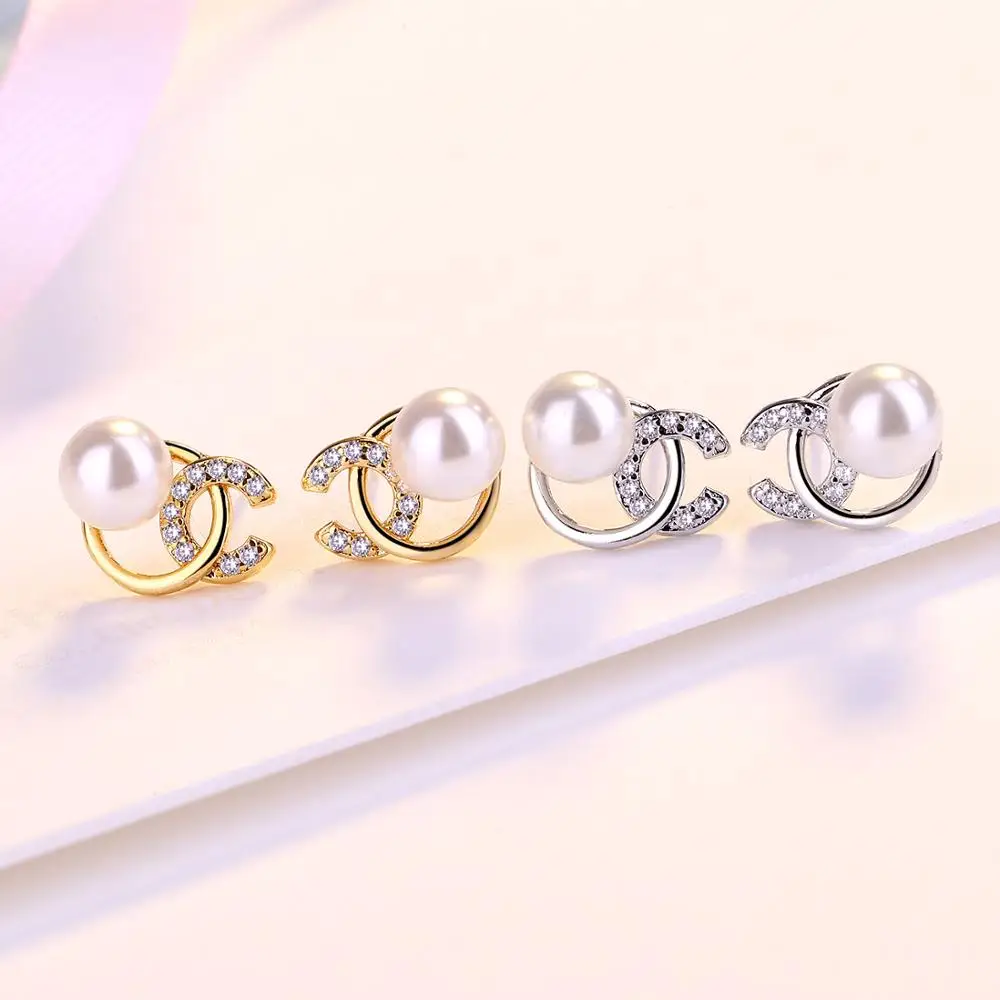 925 Sliver Letter C Stud Earrings For Women Korean Version Of The New Simple Fashion Temperament Pearl Earrings
925 Sliver Letter C Stud Earrings For Women Korean Version Of The New Simple Fashion Temperament Pearl Earrings