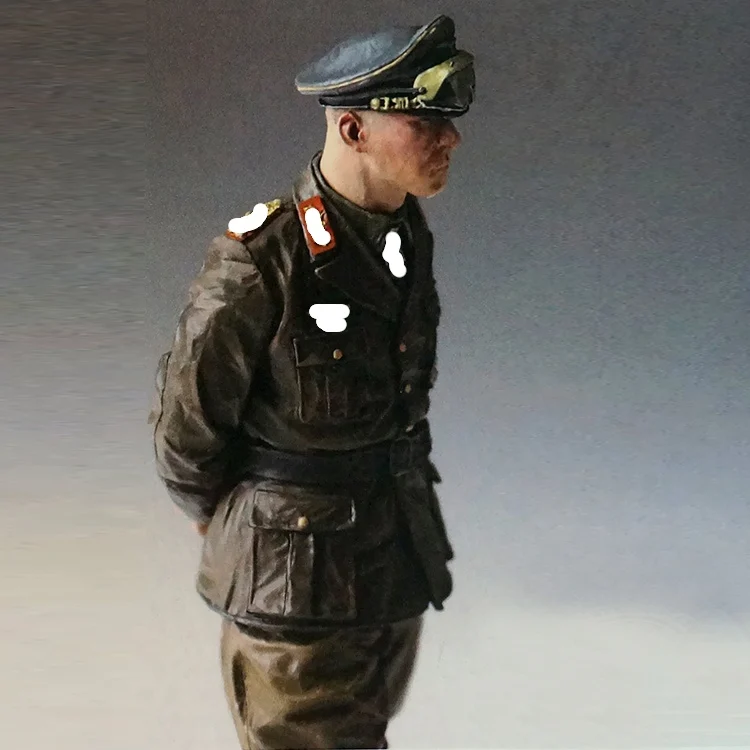 1/16 Erwin Rommel 1942, Resin Model Soldier Figura GK, Military theme of World War II, Unassembled and unpainted kit
1/16 Erwin Rommel 1942, Resin Model Soldier Figura GK, Military theme of World War II, Unassembled and unpainted kit