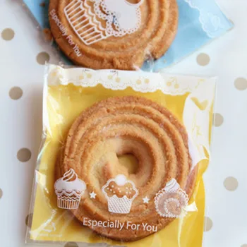 Self Adhesive Cookie Biscuit Bag, Muffin Cake Bag Container Food Packaging for Wedding and Festival Party Supplies 9*9+3 cm 
Self Adhesive Cookie Biscuit Bag, Muffin Cake Bag Container Food Packaging for Wedding and Festival Party Supplies 9*9+3 cm