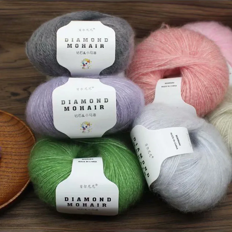 5 Ball=125g Angola Amorous Feelings Thin Mohair Yarn Hand Knitting Plush Fine Wool Crochet Yarn Villi Plump Delicate Smooth
5 Ball=125g Angola Amorous Feelings Thin Mohair Yarn Hand Knitting Plush Fine Wool Crochet Yarn Villi Plump Delicate Smooth
