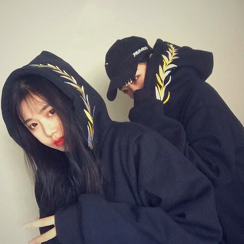 YouGeMan Womens Hip Hop Sweatshirt 2018 Autumn Korean Ulzzang Harajuku Embroidered Velvet Hooded Sweatshirts Hoodies Couple Tops
YouGeMan Womens Hip Hop Sweatshirt 2018 Autumn Korean Ulzzang Harajuku Embroidered Velvet Hooded Sweatshirts Hoodies Couple Tops