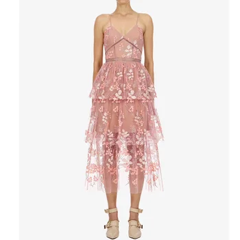 2019 Summer Sequined Floral Embroidery Mesh Dress Sexy Strapless Long Dress Women Pink A-line Midi Vacation Boho Chic Dress
2019 Summer Sequined Floral Embroidery Mesh Dress Sexy Strapless Long Dress Women Pink A-line Midi Vacation Boho Chic Dress