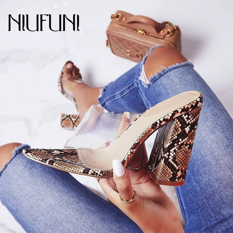 Plus Size 42 Sexy Snake Pattern Transparent Thick Heel Women’s Slippers Sandals 2019 High Heels Round Head Casual Ladies Shoes
Plus Size 42 Sexy Snake Pattern Transparent Thick Heel Women’s Slippers Sandals 2019 High Heels Round Head Casual Ladies Shoes