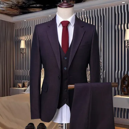 2018 New blazer Groomsmen Suits Slim Fit Mens Wedding Dress Prom Dinner Suit Groom Tuxedos 3piece jacket pant vest Business Suit
2018 New blazer Groomsmen Suits Slim Fit Mens Wedding Dress Prom Dinner Suit Groom Tuxedos 3piece jacket pant vest Business Suit