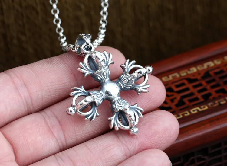 silver-pendant008a