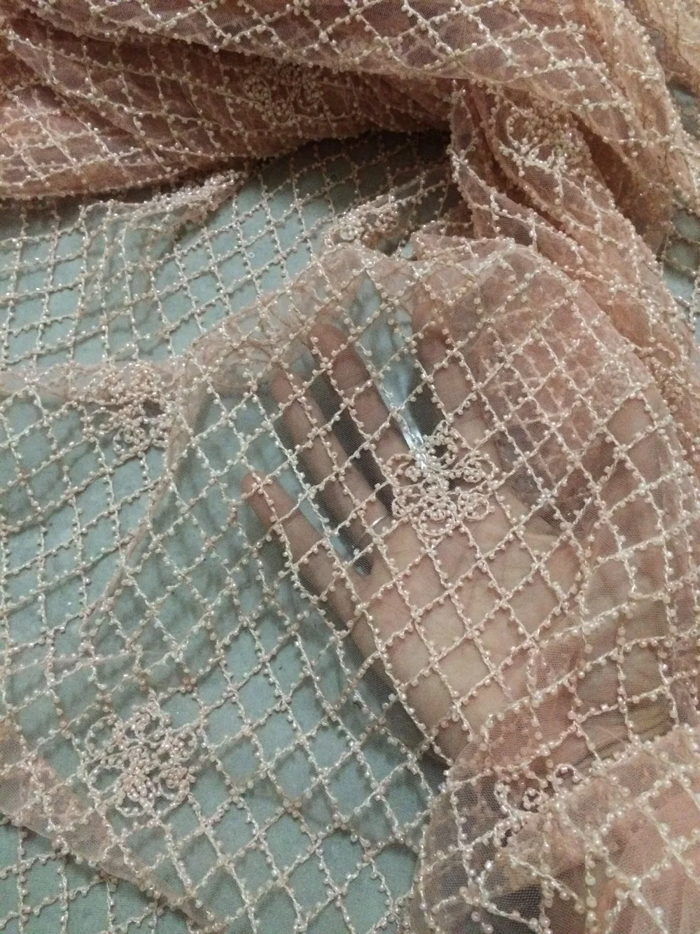 good quality African Lace Fabric L-10750 French Mesh Net Lace With beads Embroidery
good quality African Lace Fabric L-10750 French Mesh Net Lace With beads Embroidery