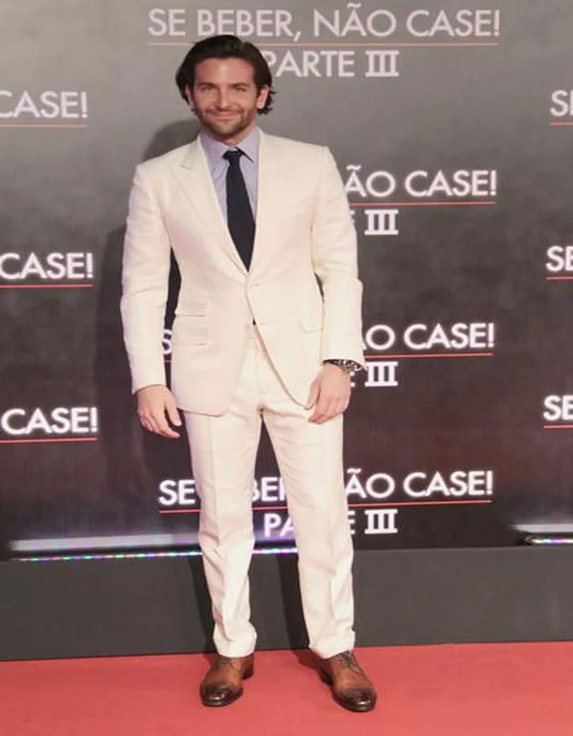 2018 2 Pieces Mens Formal Wear Suits Ivory Wedding Suits For Men Peaked Lapel Men Tuxedos Grooms Wedding Suits(Jacket+Pants)
2018 2 Pieces Mens Formal Wear Suits Ivory Wedding Suits For Men Peaked Lapel Men Tuxedos Grooms Wedding Suits(Jacket+Pants)