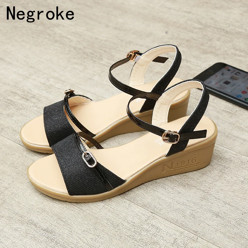 2019 Fashion Wedges Women Shoes Casual Women's Sandals Bling Buckle Peep Toe High Heels Summer Ladies Shoes Sandalia Feminina
2019 Fashion Wedges Women Shoes Casual Women's Sandals Bling Buckle Peep Toe High Heels Summer Ladies Shoes Sandalia Feminina