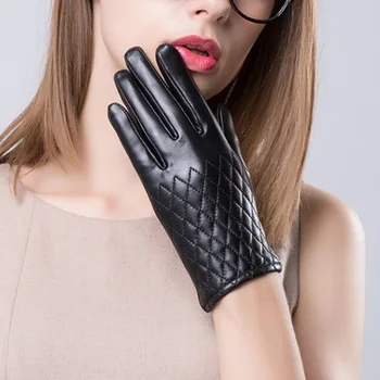 YY5212 New Winter/Spring Women's Thick Genuine Leather Warm Gloves Femme Stick Hand Plaid Embroidery Driving Short Luvas Mujer
YY5212 New Winter/Spring Women's Thick Genuine Leather Warm Gloves Femme Stick Hand Plaid Embroidery Driving Short Luvas Mujer