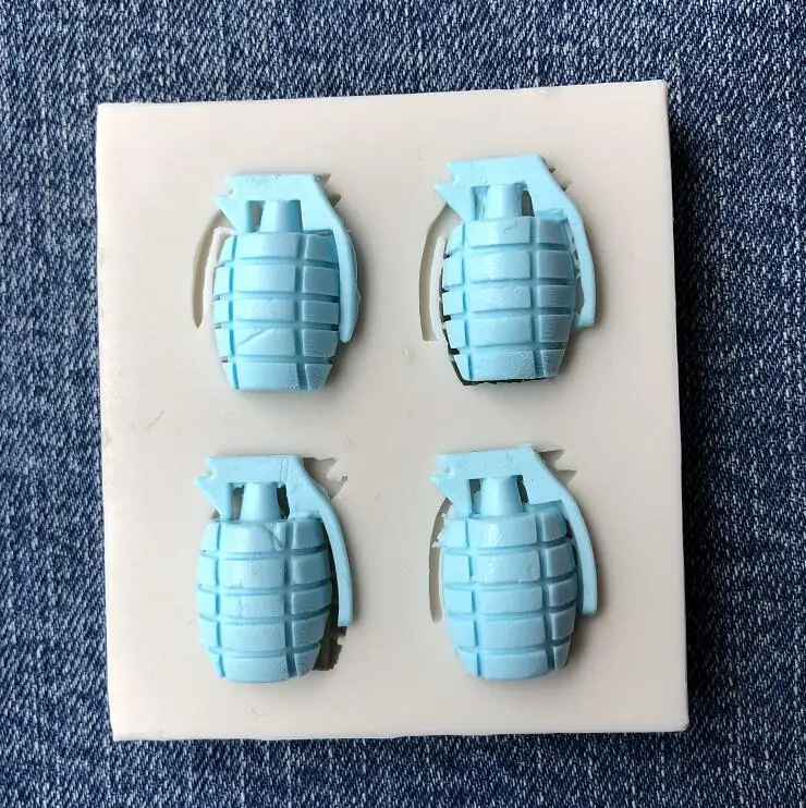 Cake Tools boy baby toys weapon silicone mold Decorating Cupcake Gumpaste fondant tool mould DIY
Cake Tools boy baby toys weapon silicone mold Decorating Cupcake Gumpaste fondant tool mould DIY
