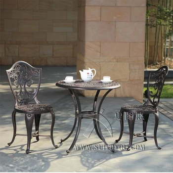 3-piece Solid- cast aluminum Outdoor furniture patio dining set one table with 2 chairs for house decor
3-piece Solid- cast aluminum Outdoor furniture patio dining set one table with 2 chairs for house decor