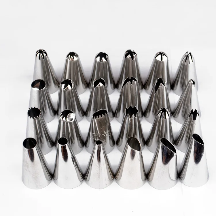 24pcs/set High quality Stainless Steel Icing Piping Nozzle Pastry Cake Cupcake Decorating Tool DIY baking utensils.
24pcs/set High quality Stainless Steel Icing Piping Nozzle Pastry Cake Cupcake Decorating Tool DIY baking utensils.