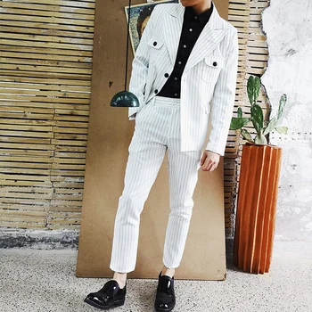 M-6XL!!White striped double-breasted suit suit British casual suit Korean version fashionable men's suit.
M-6XL!!White striped double-breasted suit suit British casual suit Korean version fashionable men's suit.