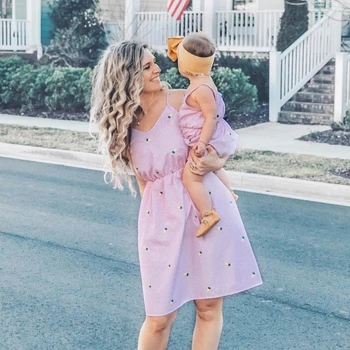 Tank Matching Mother and Daughter Dresses Family Look Mommy and Me Clothes Striped Mom Mum Baby Dress Family Matching Outfits
Tank Matching Mother and Daughter Dresses Family Look Mommy and Me Clothes Striped Mom Mum Baby Dress Family Matching Outfits