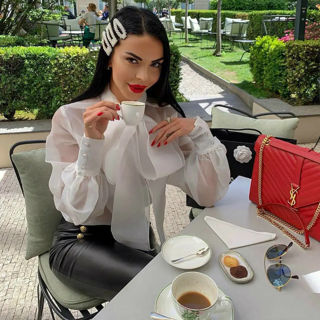 Women See-through Vintage Elegant Peter pan collar Lace Transparent Front Big Bow knot Long Puff Sleeve OL Chiffon Blouse Shirt
Women See-through Vintage Elegant Peter pan collar Lace Transparent Front Big Bow knot Long Puff Sleeve OL Chiffon Blouse Shirt