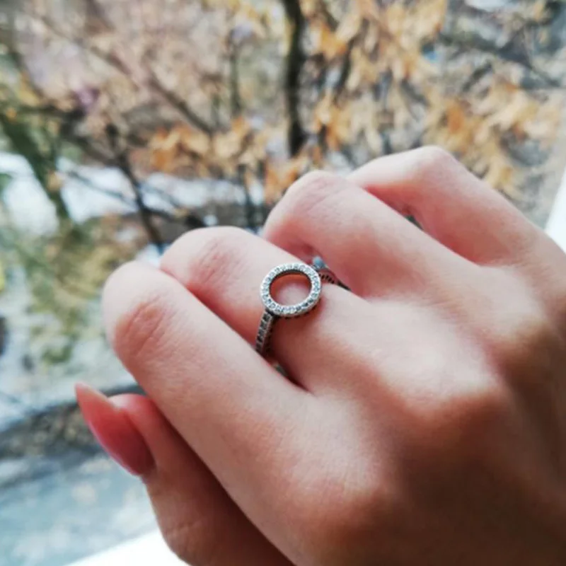 classic fashion women round rings for women couple wedding jewelry party silver ring wholesale lady statement ring gift
classic fashion women round rings for women couple wedding jewelry party silver ring wholesale lady statement ring gift