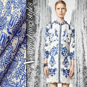 Multicolor fashion blended jacquard fabrics with three-dimensional Guipure Lace Heavy blue and white porcelain dress fabrics
Multicolor fashion blended jacquard fabrics with three-dimensional Guipure Lace Heavy blue and white porcelain dress fabrics