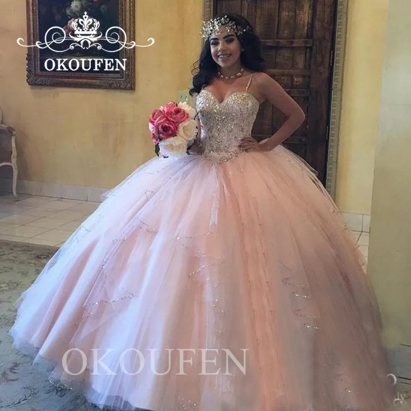 Luxury Silver Beads Crystal Quinceanera Dresses Spaghetti Strap Puffy Ball Gown Sweet 16 Pom Dress Pageant Vestidos De 15 Anos 
Luxury Silver Beads Crystal Quinceanera Dresses Spaghetti Strap Puffy Ball Gown Sweet 16 Pom Dress Pageant Vestidos De 15 Anos