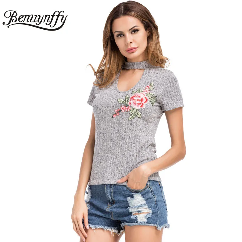 Benuynffy Floral Embroidery T Shirt Women Summer Tops Fashion 2019 Knit Choker V Neck Short Sleeve Casual Grey T-Shirt T925
Benuynffy Floral Embroidery T Shirt Women Summer Tops Fashion 2019 Knit Choker V Neck Short Sleeve Casual Grey T-Shirt T925