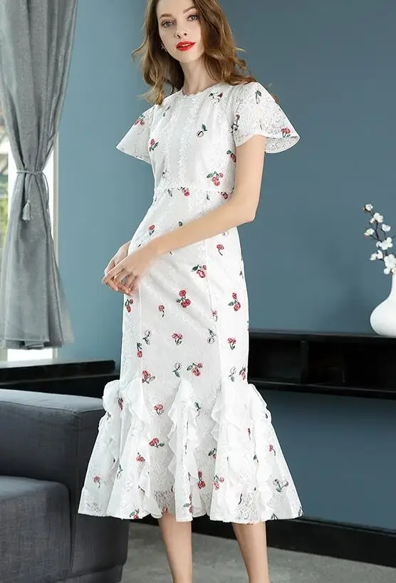 High Quality Hot Sale 2018 Summer New Arrival Sexy Round Collar Flare Sleeve Cherry Printed Woman Turmpet Lace Long Dress White
High Quality Hot Sale 2018 Summer New Arrival Sexy Round Collar Flare Sleeve Cherry Printed Woman Turmpet Lace Long Dress White