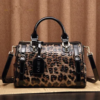 2020 High Quality Pure Cowhide Women's Bag Leopard Boston Bag Women's Leather Handbag Shoulder Messenger Bags
2020 High Quality Pure Cowhide Women's Bag Leopard Boston Bag Women's Leather Handbag Shoulder Messenger Bags