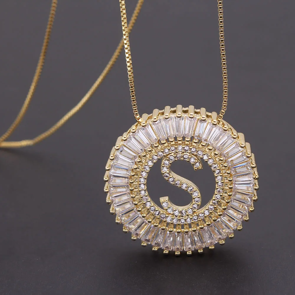MHS.SUN Fashion 26 Letters Chain Necklaces With AAA Cubic Zircon Pendant For Men Women Gold/Black Color Hip Hop Jewelry Gift
MHS.SUN Fashion 26 Letters Chain Necklaces With AAA Cubic Zircon Pendant For Men Women Gold/Black Color Hip Hop Jewelry Gift