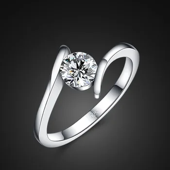 Fashion Classic Engagement Ring Women 925 sterling silver Mosaic Dazzling 5A zircon ring charm Solid silver jewelry
Fashion Classic Engagement Ring Women 925 sterling silver Mosaic Dazzling 5A zircon ring charm Solid silver jewelry