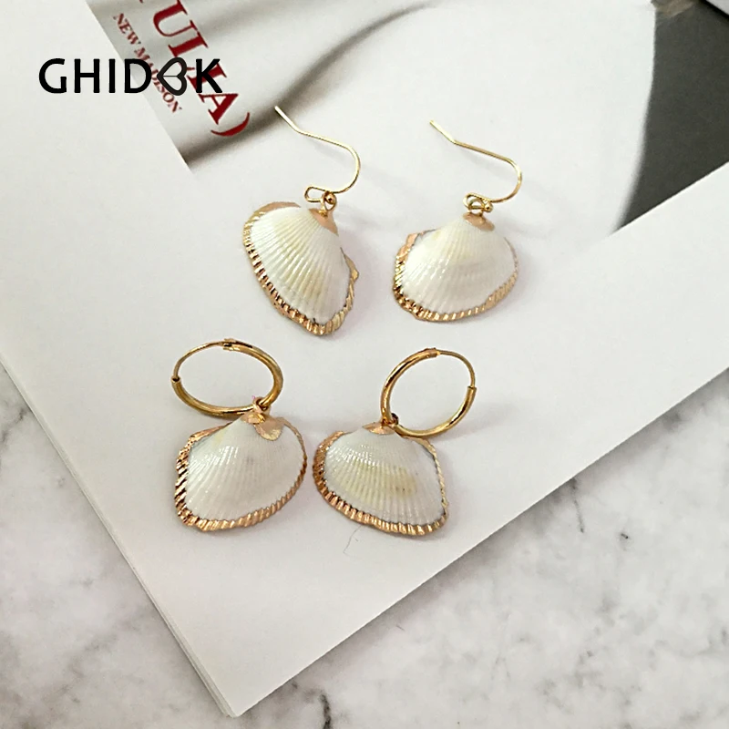 GHIDBK Boho Natural Seashell Hoop Earrings with Golden Rim Minimalist Beach Women Earring Holiday Hoops Summer Jewelry Wholesale
GHIDBK Boho Natural Seashell Hoop Earrings with Golden Rim Minimalist Beach Women Earring Holiday Hoops Summer Jewelry Wholesale
