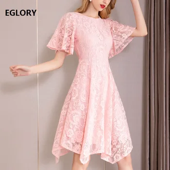 New 2019 Summer Fashion Lace Dress High Quality Women O-Neck Flare Sleeve Large Swing Party Asymmetrcial Dress Pink Black Club
New 2019 Summer Fashion Lace Dress High Quality Women O-Neck Flare Sleeve Large Swing Party Asymmetrcial Dress Pink Black Club