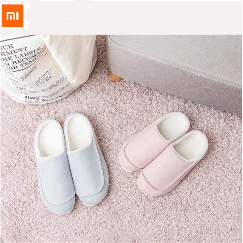 Xiaomi one cloud Suede home cotton slippers Removable insole Soft Comfortable Winter Non-slip Sole Light-weight Slippers unisex
Xiaomi one cloud Suede home cotton slippers Removable insole Soft Comfortable Winter Non-slip Sole Light-weight Slippers unisex