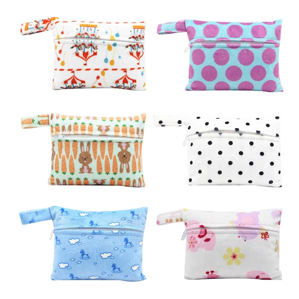 waterproof PUL printed menstrual pad bag with snap closure handle, breast pad pouch, 18*14cm small size wet bag, baby snack bag
waterproof PUL printed menstrual pad bag with snap closure handle, breast pad pouch, 18*14cm small size wet bag, baby snack bag