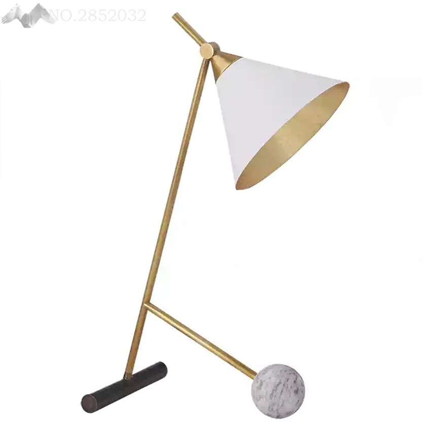 2017 Nordic postmodern table lamp creative personality desk light for living room bedroom study lighting decoration Luminarias
2017 Nordic postmodern table lamp creative personality desk light for living room bedroom study lighting decoration Luminarias