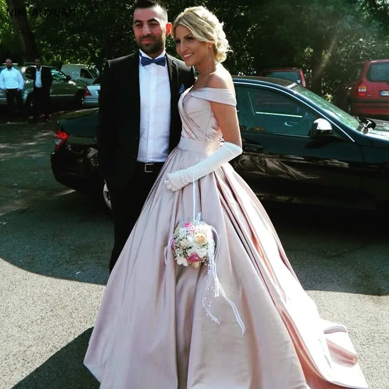 Robe De Mariage 2019 Elegant Simples Off Shoulder Uched Pink Ball Gown Wedding Dresses Princess Vestido De Noiva
Robe De Mariage 2019 Elegant Simples Off Shoulder Uched Pink Ball Gown Wedding Dresses Princess Vestido De Noiva