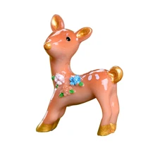 1 Pcs Rusa Lucu Rusa Kecil Patung Figurine Kerajinan Santa Claus Model Gambar Ornamen Miniatur Selamat Natal Dekorasi(China)