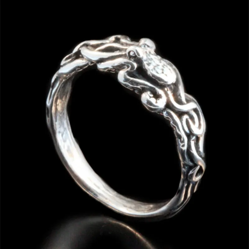 Whosale New Tentacle Ring Antique Style Octopus Adjustable Ring Made of Ancient Silver Plated Ocean Tentacle Jewelry
Whosale New Tentacle Ring Antique Style Octopus Adjustable Ring Made of Ancient Silver Plated Ocean Tentacle Jewelry