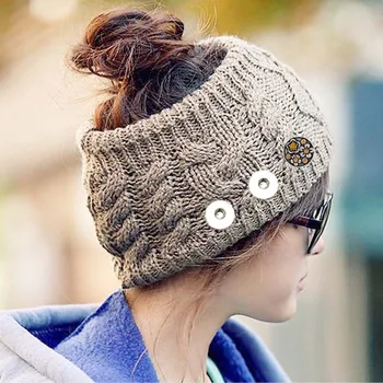 Fashion Winter Flower Caps 001 Fit 18mm Snap Button Knitted Hat Charms Jewelry For Women Teenagers Girl Christmas Gift
Fashion Winter Flower Caps 001 Fit 18mm Snap Button Knitted Hat Charms Jewelry For Women Teenagers Girl Christmas Gift