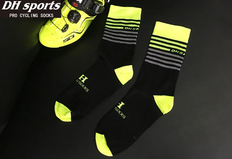 4382654975_1217857002