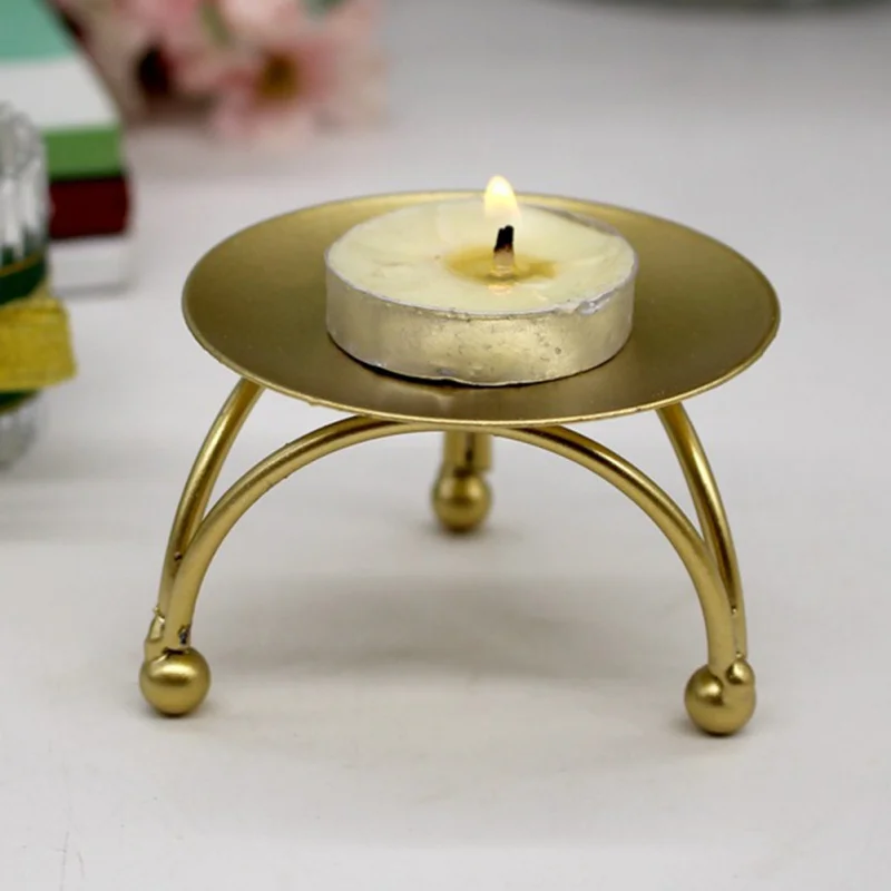 Retro Candle Holder Geometric Iron Candlestick Candle Holders Desktop Decorative Ornaments Home Decoration Crafts
Retro Candle Holder Geometric Iron Candlestick Candle Holders Desktop Decorative Ornaments Home Decoration Crafts