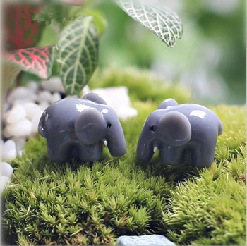 10pcs resin mini cute animal micro landscape decoration And the fairy garden DIY furniture furnishing articles.
10pcs resin mini cute animal micro landscape decoration And the fairy garden DIY furniture furnishing articles.