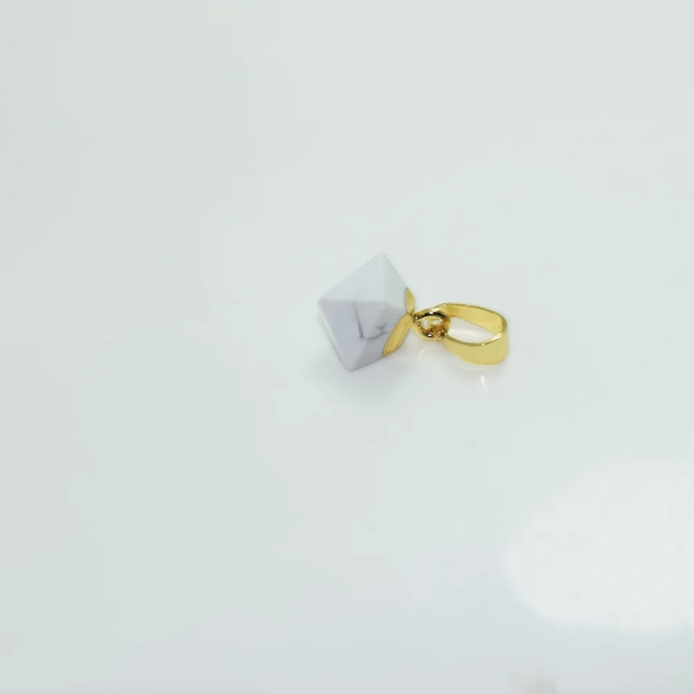 5pc Natural marble stone women Pendant for necklace small gem gold point pyramid pendant white howlite pendant for girl
5pc Natural marble stone women Pendant for necklace small gem gold point pyramid pendant white howlite pendant for girl