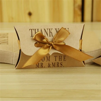 Free Shipping 100pcs/Lot Kraft Pillow Wedding Favor Boxes Mr.Mrs Wedding Candy Box Wedding Favors And Gifts For Guests
Free Shipping 100pcs/Lot Kraft Pillow Wedding Favor Boxes Mr.Mrs Wedding Candy Box Wedding Favors And Gifts For Guests