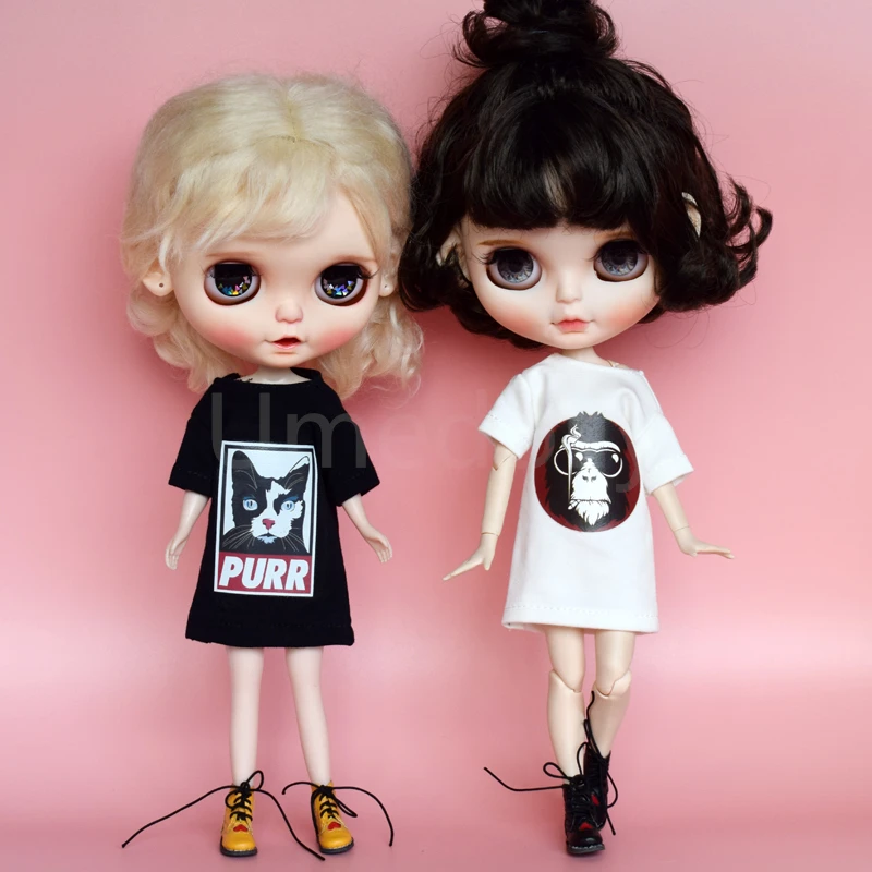 1PCS 1/6 Doll's Accessories Fashion Black/White Long T-shirt for Barbi, Pullip, Azone, Licca, Blyth Doll Clothes
1PCS 1/6 Doll's Accessories Fashion Black/White Long T-shirt for Barbi, Pullip, Azone, Licca, Blyth Doll Clothes