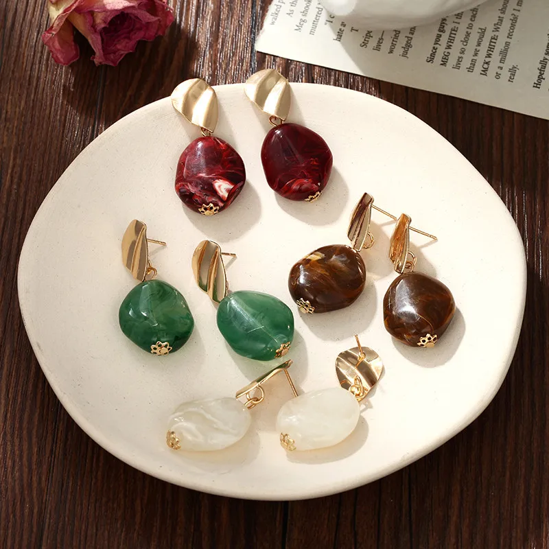 Classical Earrings Vintage Retro Design Geometric Earrings Drop Earrings For Women Statement Jewelry Temperament Brinco
Classical Earrings Vintage Retro Design Geometric Earrings Drop Earrings For Women Statement Jewelry Temperament Brinco