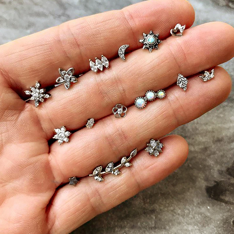 14 Pcs/Set Bohemian Flower Crown Leaf Moon Star Snowflake Heart Gem Crystal Silver Irregular Women Stud Earrings Set Combination
14 Pcs/Set Bohemian Flower Crown Leaf Moon Star Snowflake Heart Gem Crystal Silver Irregular Women Stud Earrings Set Combination
