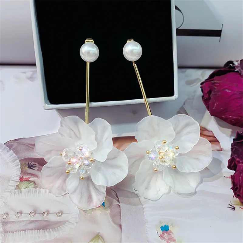 FYUAN Long Tassel Crystal Drop Earrings for Women Resin Pink White Flower Pearl Dangle Earrings Party Jewelry Gifts
FYUAN Long Tassel Crystal Drop Earrings for Women Resin Pink White Flower Pearl Dangle Earrings Party Jewelry Gifts