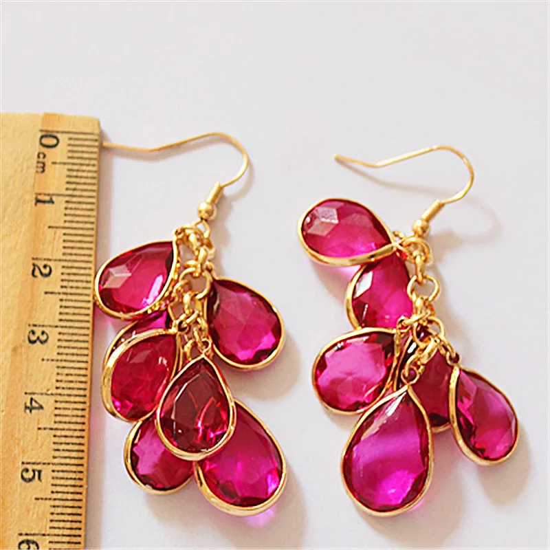 Popular purple noble lady birthday party jewelry wholesale girl content type water droplets earrings free shipping!
Popular purple noble lady birthday party jewelry wholesale girl content type water droplets earrings free shipping!