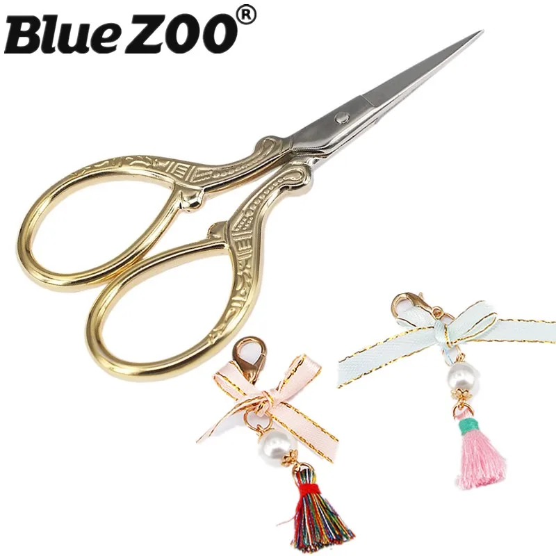 1PC Durable Stainless Steel Gold Small Scissors with Pendants Bronzing Carved Vintage Craft Scissors Nose Hair Cut ManicureTool
1PC Durable Stainless Steel Gold Small Scissors with Pendants Bronzing Carved Vintage Craft Scissors Nose Hair Cut ManicureTool