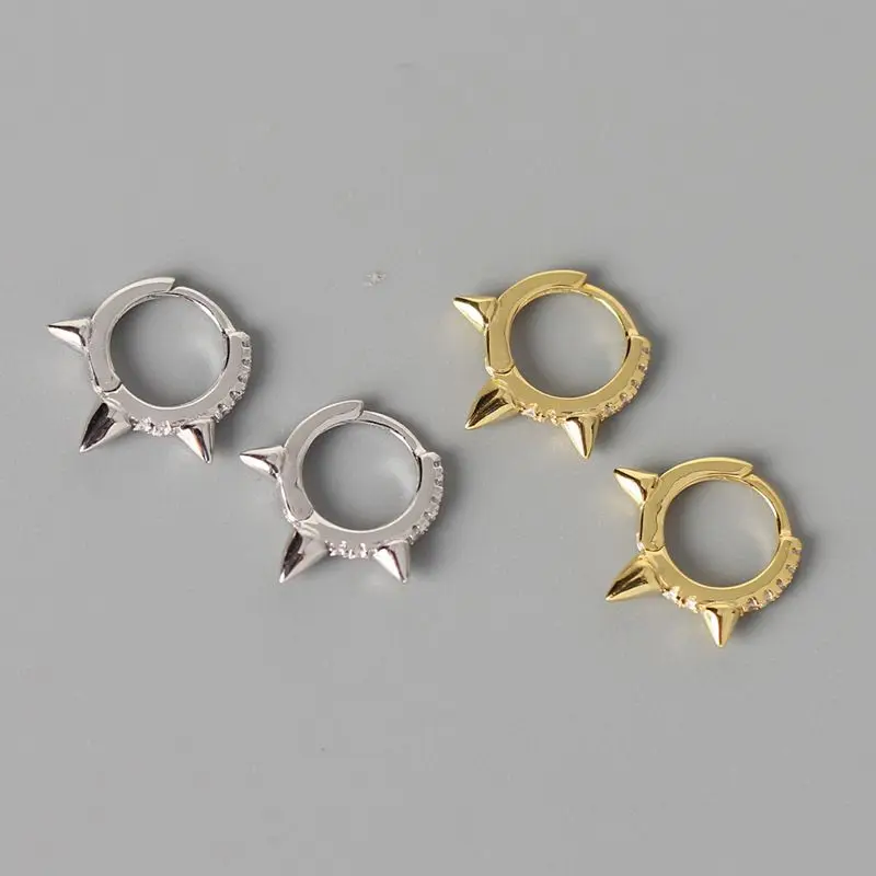 Sterling 925 Silver Rivet Hoop Earrings Original Design Zircon Elegant Luxurious 2019 Women's Earrings Silver 925 Jewelry Gift
Sterling 925 Silver Rivet Hoop Earrings Original Design Zircon Elegant Luxurious 2019 Women's Earrings Silver 925 Jewelry Gift