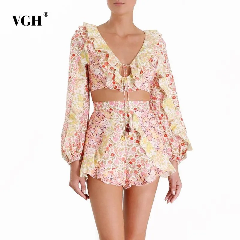VGH Sexy Print Two Piece Set For Women V Neck Lantern Sleeve Crop Tops High Waist Shorts Bandage Sets Female 2019 Fashion New
VGH Sexy Print Two Piece Set For Women V Neck Lantern Sleeve Crop Tops High Waist Shorts Bandage Sets Female 2019 Fashion New